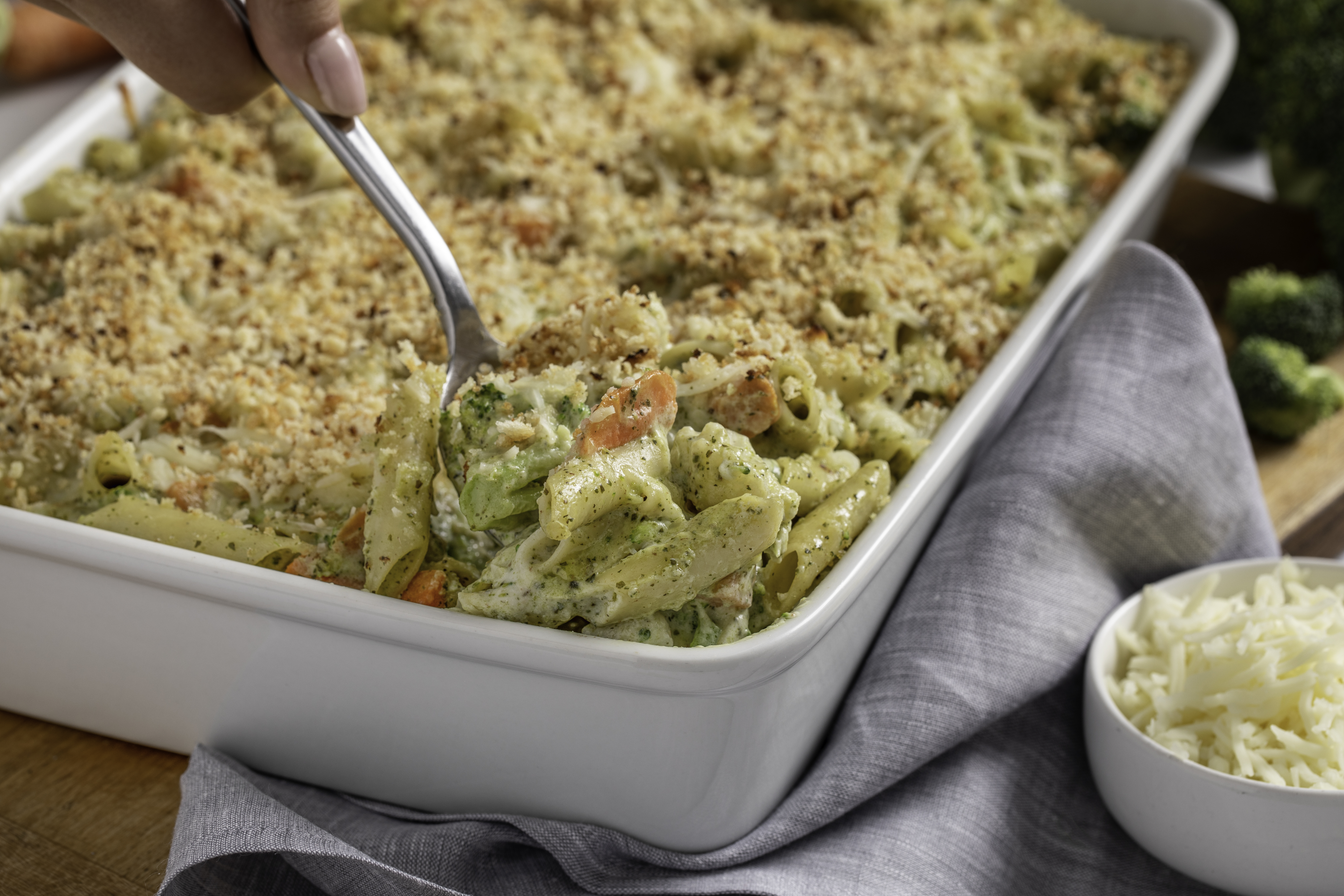 Cheesy Pesto Pasta Bake