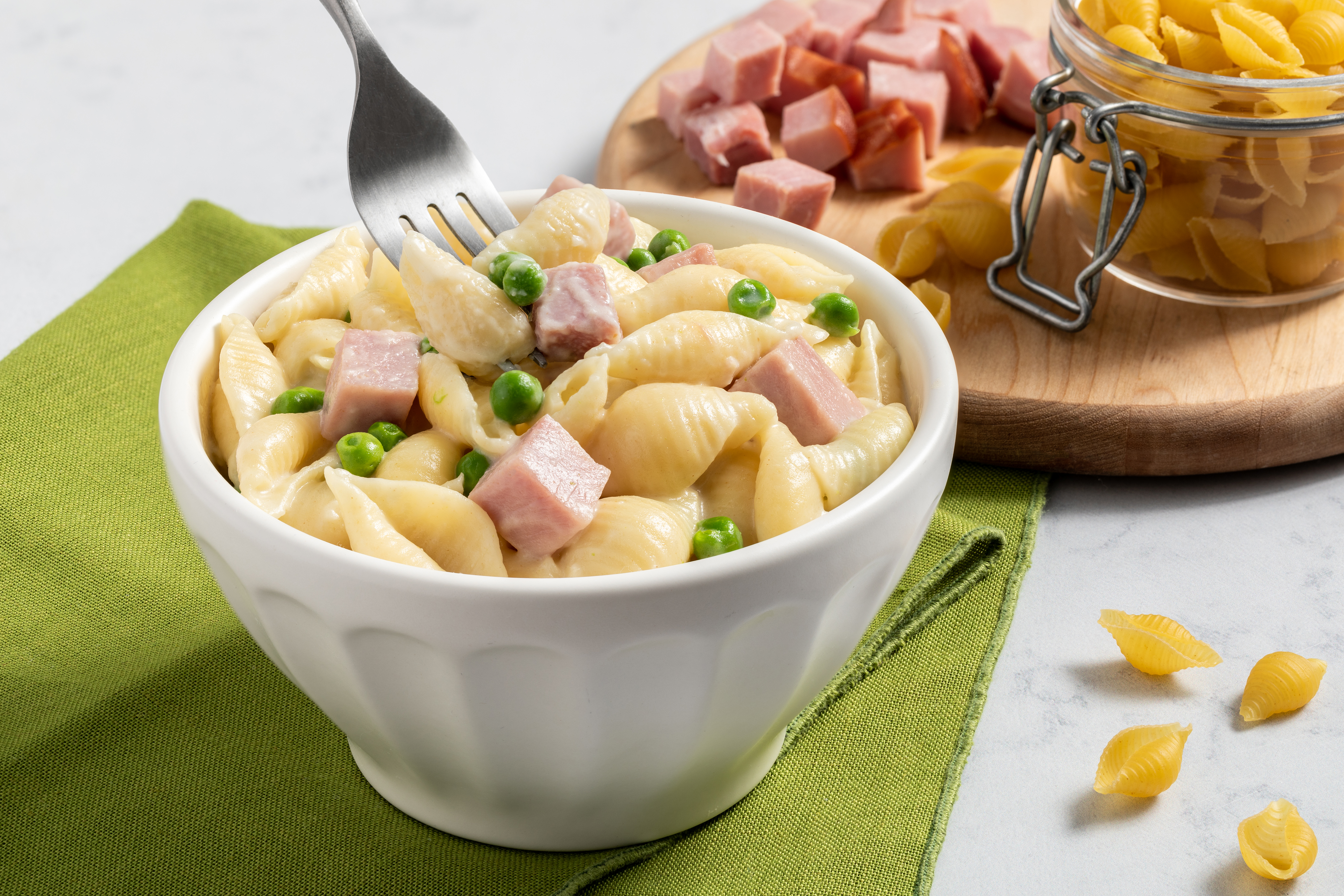 Ham and Peas Mac-and-Cheese